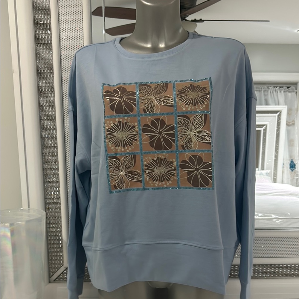 Floral Graphic Sweatshirt in Blue and Brown